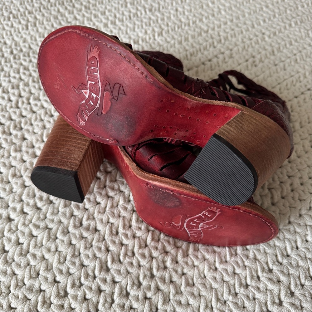 Freebird by Steven Burgundy Cutout Ankle Boots - Picture 5 of 7